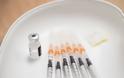 Σουηδία σταματά τις πληρωμές στην Pfizer για τα εμβόλια