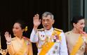 Ταϊλάνδη: Θρόνος για... τρεις - Ο «βασιλιάς με το μπουστάκι» - Φωτογραφία 1