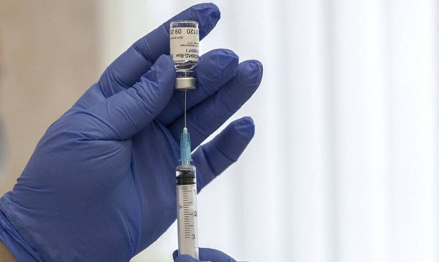 Ουκρανία - κοροναϊός: Απαγορεύτηκε η χρήση ρωσικών εμβολίων κατά της COVID-19 στη χώρα - Φωτογραφία 1