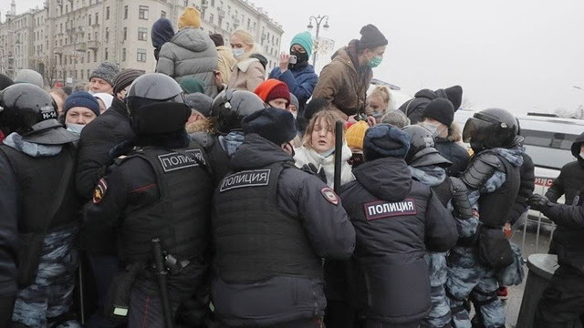 Ρήξη στις σχέσεις ΗΠΑ-Ρωσίας με φόντο τις διαδηλώσεις υπέρ του Ναβάλνι - Φωτογραφία 1