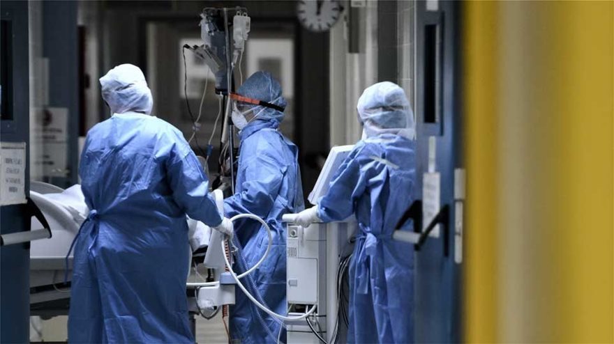 Υπερδιπλασιάστηκαν οι εισαγωγές στα νοσοκομεία της Αττικής μέσα σε εννιά μέρες - Φωτογραφία 2