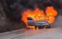 Ηγουμενίτσα: Λαμπάδιασε αυτοκίνητο εν κινήσει - Δευτερόλεπτα αγωνίας για οικογένεια