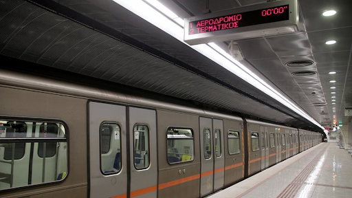 Πρ. Σωματείου Εργαζομένων στο Μετρό: Είμαστε 15 εργαζόμενοι σε χώρο 10 τ.μ. - Φωτογραφία 1