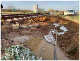 Ο ΟΣΕ αποκαθιστά τις ζημίες από τις πρωτοφανείς καταστροφές στο σιδηροδρομικό δίκτυο της Μακεδονίας- Θράκης. Δείτε απίστευτες εικόνες καταστροφής - Φωτογραφία 12