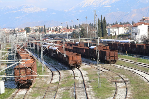 «Τα τρένα που δεν έφυγαν ποτέ από το σταθμό» – Ένα τραγούδι σε στίχους του 15χρονου Κωνσταντίνου που «έφυγε» στο Μεζούρλο. - Φωτογραφία 1