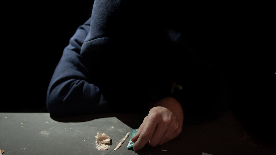 Αποκαλυπτική μελέτη για την κοκαΐνη: Πώς μετατρέπει σε... κανίβαλους τα εγκεφαλικά κύτταρα! - Φωτογραφία 1