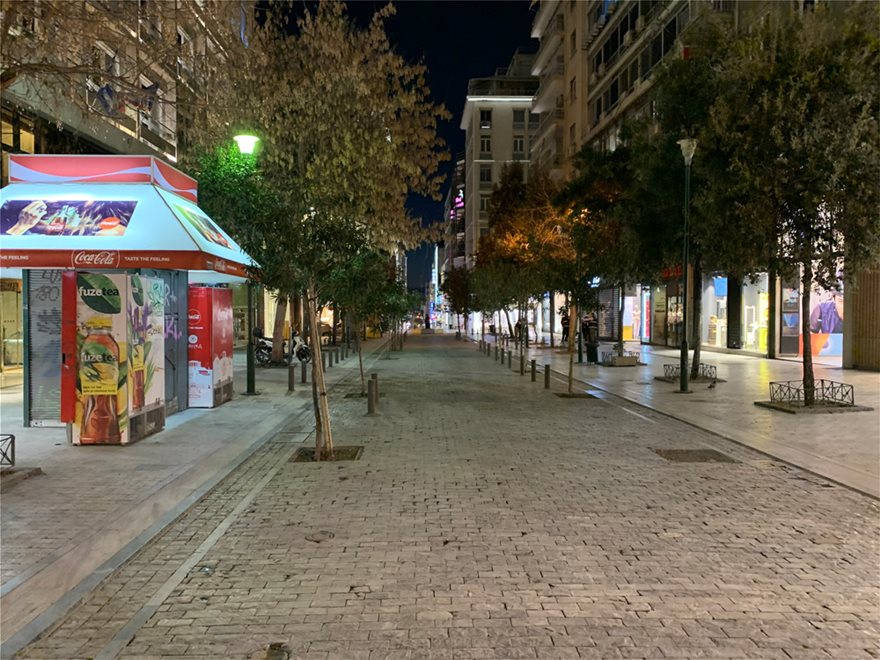 Σε ισχύ η απαγόρευση κυκλοφορίας από τις 18:00 - Όλα τα μέτρα σε Αθήνα, Θεσσαλονίκη και Χαλκιδική - Φωτογραφία 5