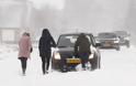 Η χιονοθύελλα «Ντάρσι» σάρωσε Ολλανδία και Γερμανία - Προβλήματα με πτήσεις και τις εξετάσεις κορωνοϊού