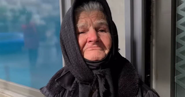 Συγκλονίζει γιαγιά στην Λαμία - Έχει χάσει την οικογένειά της - Έφαγε κλήση γιατί βγήκε να δει λίγο κόσμο (Video) - Φωτογραφία 1