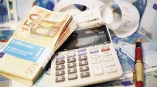 Ποια φορολογικά χρέη «παγώνουν» έως το τέλος του έτους - Φωτογραφία 1