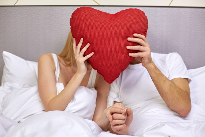 Πώς θα ξαναβρείτε το ερωτικό πάθος στη μακροχρόνια σχέση - Φωτογραφία 1