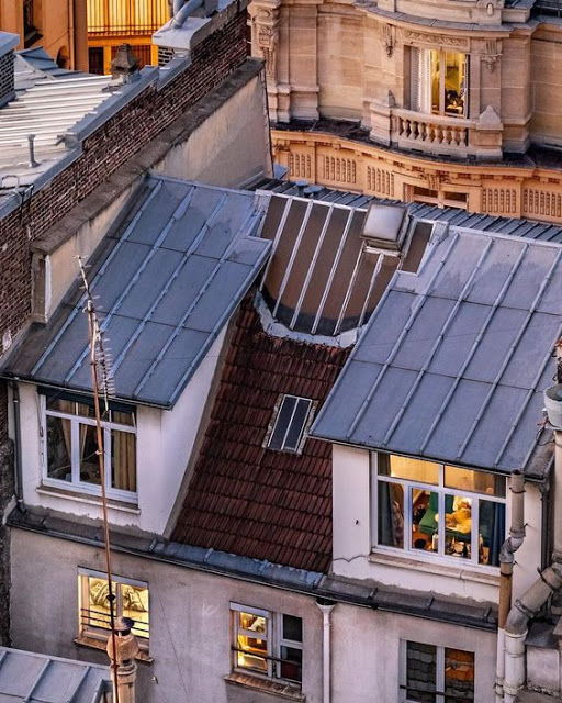 Οι στέγες του Παρισιού μέσα από τον φακό του Raphael Metivet  Haussmann Georges-Eugène - Φωτογραφία 10