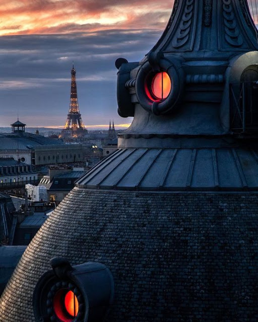 Οι στέγες του Παρισιού μέσα από τον φακό του Raphael Metivet  Haussmann Georges-Eugène - Φωτογραφία 13