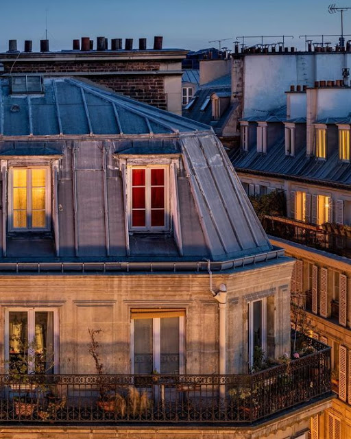 Οι στέγες του Παρισιού μέσα από τον φακό του Raphael Metivet  Haussmann Georges-Eugène - Φωτογραφία 6