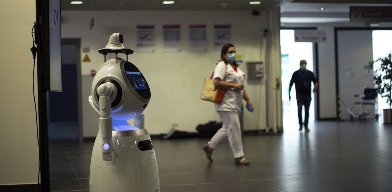 Κορονοϊός: Ρομπότ για απολύμανση στα νοσοκομεία - Φωτογραφία 1