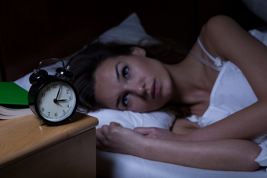 Ξυπνάτε τη νύχτα και δεν μπορείτε να ξανακοιμηθείτε; 8 τρόποι για να σας ξαναπάρει εύκολα ο ύπνος - Φωτογραφία 1