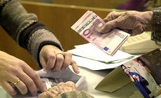 Αναδρομικά: Τι παίρνουν οι συνταξιούχοι όλων των Ταμείων – Ποιοι κερδίζουν έως 3.500 ευρώ (πίνακες) - Φωτογραφία 1
