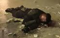 «Πόλεμος» στη Νέα Σμύρνη: Σοβαρά τραυματίας αστυνομικός -Τον ξυλοκόπησαν κουκουλοφόροι