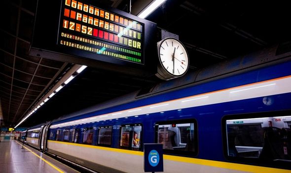 Κρίση Eurostar: Ευρωπαίοι αξιωματούχοι ζητούν υποστήριξη από το Ηνωμένο Βασίλειο καθώς ο διαχειριστής τρένων αντιμετωπίζει κατάρρευση. - Φωτογραφία 1