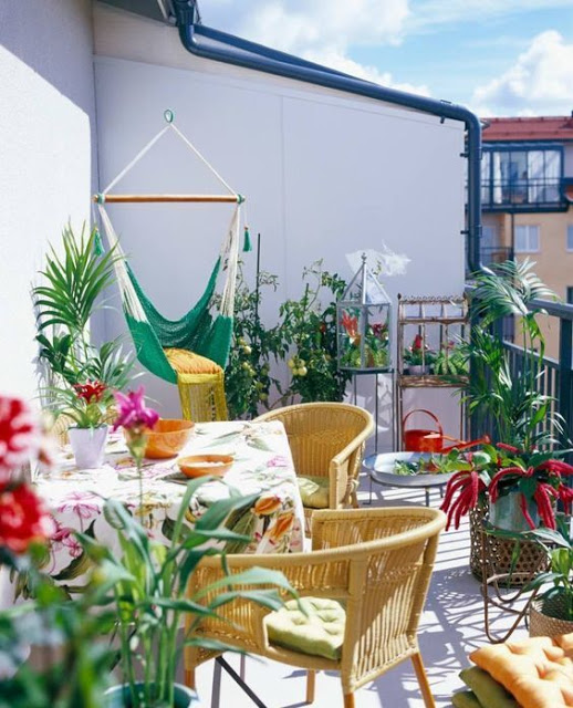 30+ Ιδέες για να προσθέσετε χρώμα στον κήπο ή το μπαλκόνι - Φωτογραφία 21