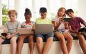Διαδίκτυο και παιδί: Ποιοι κίνδυνοι που απειλούν τους νέους;