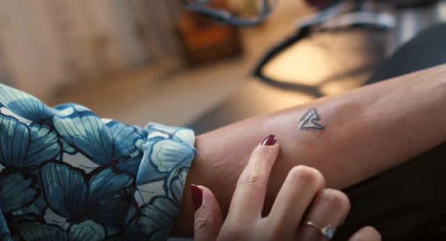 Αυτό είναι «Το πρώτο εξ αποστάσεως τατουάζ» που έγινε μέσω 5G - Φωτογραφία 1