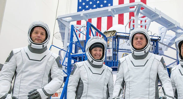 Η NASA επέλεξε την SpaceX για την επιστροφή στη Σελήνη - Φωτογραφία 1