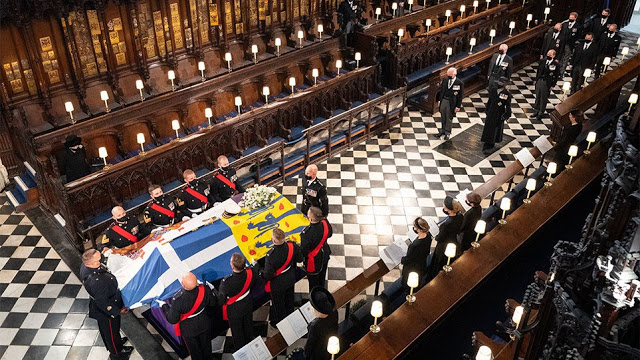 Κηδεία πρίγκιπα Φιλίππου: Σε κλίμα συγκίνησης αποχαιρέτισε η Ελισάβετ τον αγαπημένο της πρίγκιπα - Φωτογραφία 1