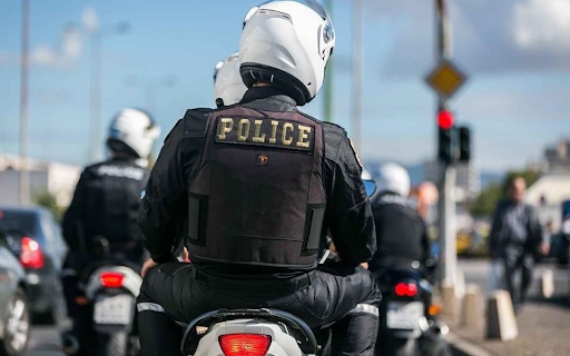 Θεσσαλονίκη: Αστυνομική επιχείρηση στον σταθμό του ΟΣΕ και στα ΚΤΕΛ για παράνομους αλλοδαπούς - Φωτογραφία 1
