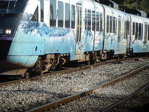 Σε τοίχο προσέκρουσε το τρένο- Άκαρπη η συνάντηση Καραμανλή- Πελετίδη. - Φωτογραφία 1