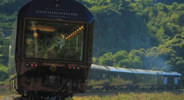Seven Stars Kyushu: Ταξίδι με το πιο πολυτελές τρένο του κόσμου. Εικόνες. - Φωτογραφία 7