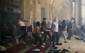 Βίαιες συγκρούσεις Παλαιστινίων-Ισραηλινών έξω από τέμενος στην Ιερουσαλήμ - Εκατοντάδες τραυματίες