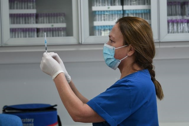 Χανιά: Γλίτωσε από αιφνίδιο θάνατο 59χρονος που έκανε εμβόλιο - Φωτογραφία 1