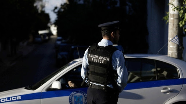 Πέντε συλλήψεις για το μαχαίρωμα του 60χρονου στη Νέα Σμύρνη - Φωτογραφία 1