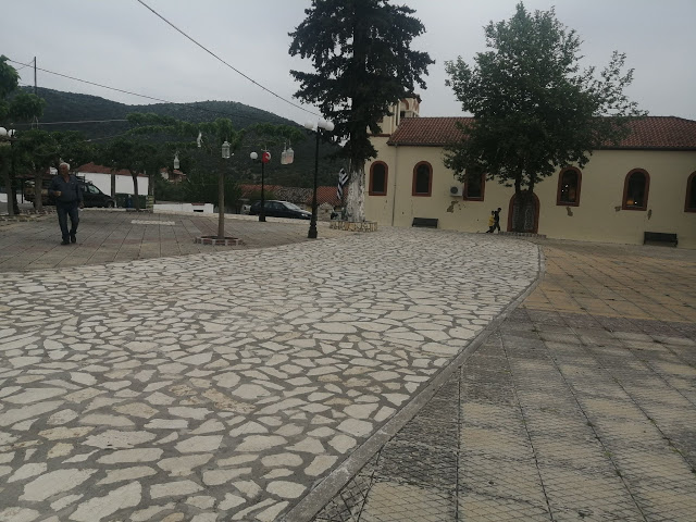 XIROMERONEWS: Eπίσκεψη στο χωριό Χρυσοβίτσα Ξηρομέρου και στην πλατεία του χωριού. - Φωτογραφία 2