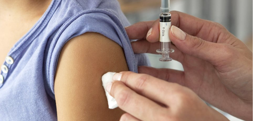 Έρευνα: Πόσο προστατεύει τελικά από την Covid-19 ο εμβολιασμός με Pfizer και Moderna; - Φωτογραφία 1