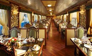 Ταξίδι με το Εξπρές του Μαχαραγιά, από τα πιο ακριβά τρένα στον κόσμο. - Φωτογραφία 5