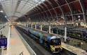 Μ. Βρετανία: Η κυβέρνηση θέλει να αντιστρέψει εν μέρει την ιδιωτικοποίηση των σιδηροδρόμων