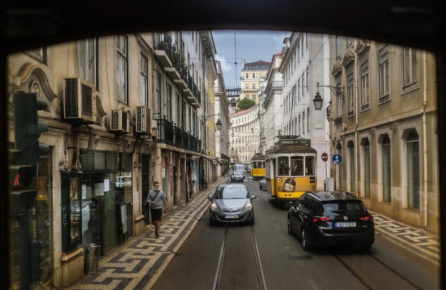 Κοροναϊός - Πορτογαλία: Η μετάλλαξη Δέλτα σαρώνει στη Λισαβόνα - Ανησυχητική αύξηση κρουσμάτων - Φωτογραφία 1