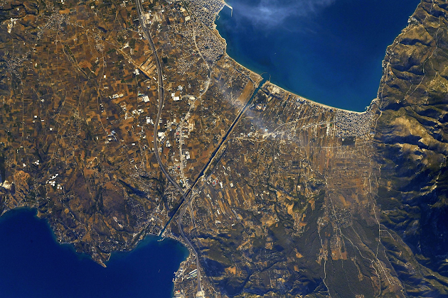 Ο Ισθμός της Κορίνθου από τον Διεθνή Διαστημικό Σταθμό ISS - Φωτογραφία 1
