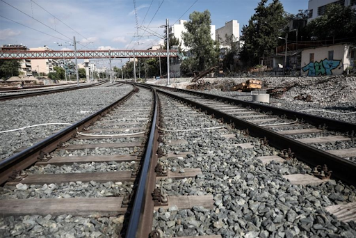 Ξεκινούν οι διαγωνισμοί για σιδηροδρομικά έργα 3,3 δισ. ευρώ - Φωτογραφία 1