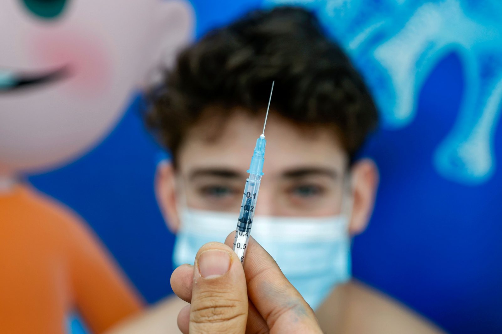 Εμβολιασμός εφήβων: Ξεκινά άμεσα, σήμερα οι λεπτομέρειες - Φωτογραφία 1