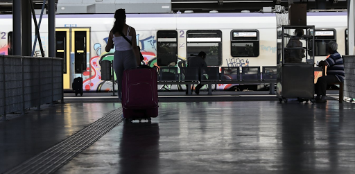 Νέα μέτρα: Αρνητικό τεστ και για τα ταξίδια με τρένο εξετάζει το υπουργείο Μεταφορών - Φωτογραφία 1
