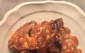 Υγιεινές συνταγές από τον σεφ Παναγιώτη Μουτσόπουλο: Κόκορας κοκκινιστός - Φωτογραφία 1