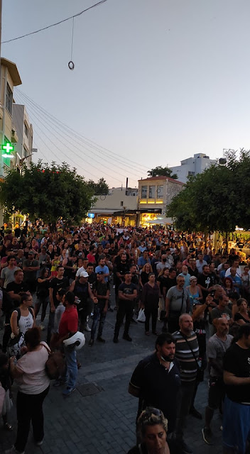 Πορείες διαμαρτυρίας και στην Κρήτη - Διαμαρτυρήθηκαν κατά του υποχρεωτικού εμβολιασμού (Pic)(Video) - Φωτογραφία 3
