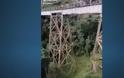 Κολομβία: Ετοιμαζόταν για bungee jumping, μπέρδεψε το σινιάλο και πήδηξε χωρίς να την έχουν δέσει
