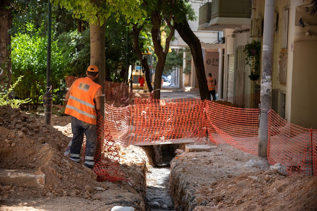 Δήμος Αθηναίων: Άρχισαν οι εργασίες για τα νέα πεζοδρόμια - Φωτογραφία 1