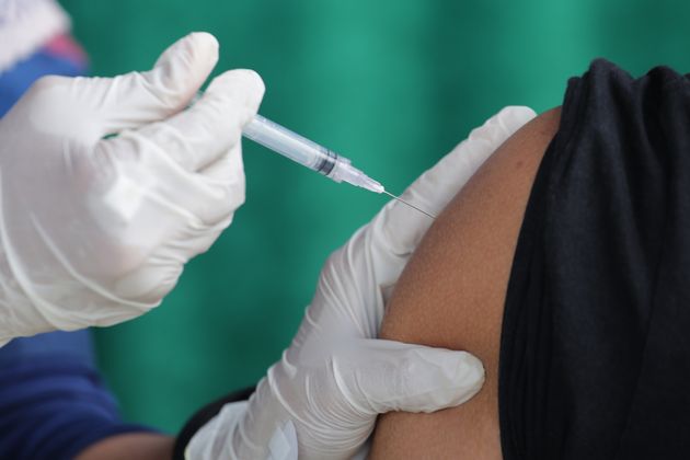 CDC: Νέες οδηγίες για διαγνωστικούς ελέγχους στους πλήρως εμβολιασμένους - Φωτογραφία 1