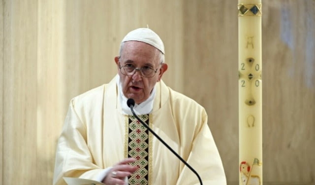 Έστειλαν φάκελο με σφαίρες στον Πάπα Φραγκίσκο - Φωτογραφία 1