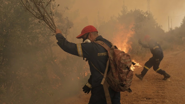 Φωτιά Γορτυνία: Εκκενώνονται 19 οικισμοί - Φωτογραφία 1